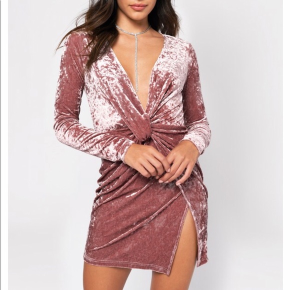 Dress - Picture 1 of 6